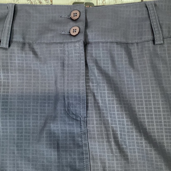 713.Adidas Blue Plaid Golf Skirt Size 10 NWT - Picture 3 of 6